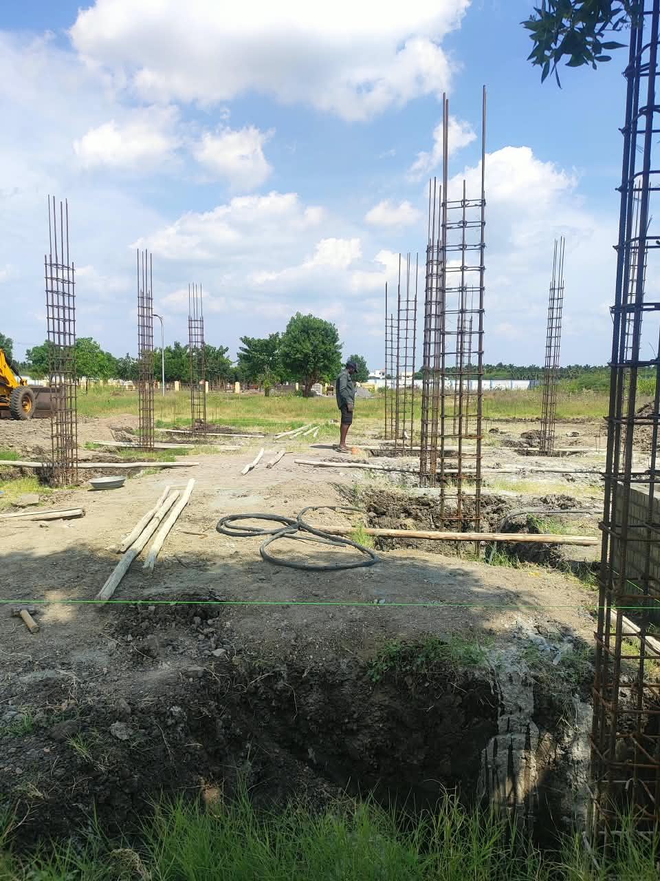 Structural columns rising, Coimbatore